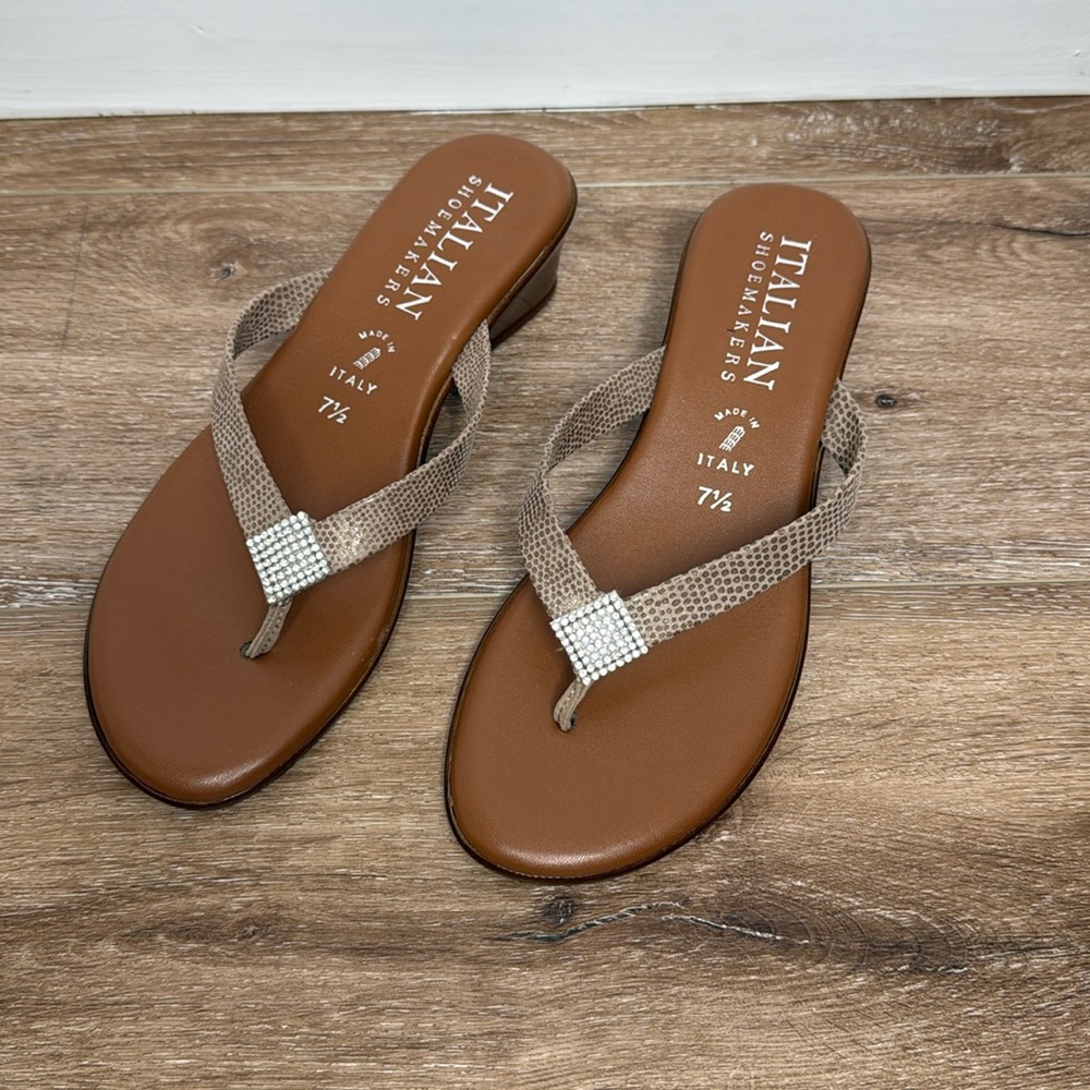 Italian Shoemakers Women's Tan Sandals